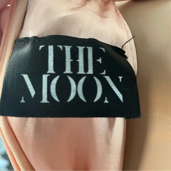 The Moon Long Dress - Picture 7 of 11